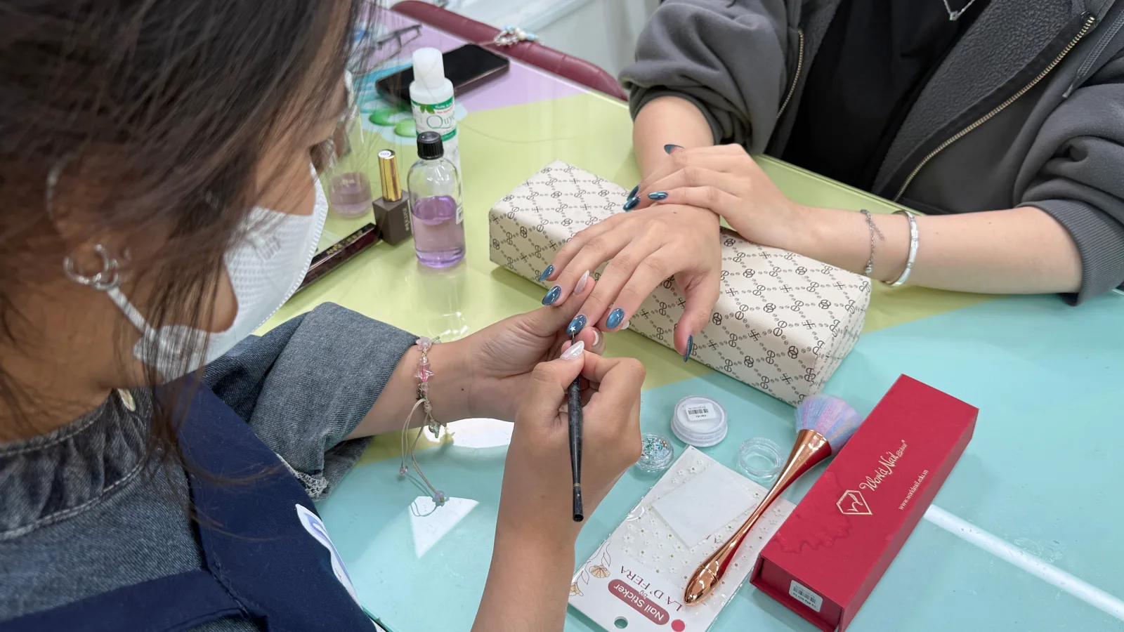 Khóa học nail quốc tế tại World Nail Alpha